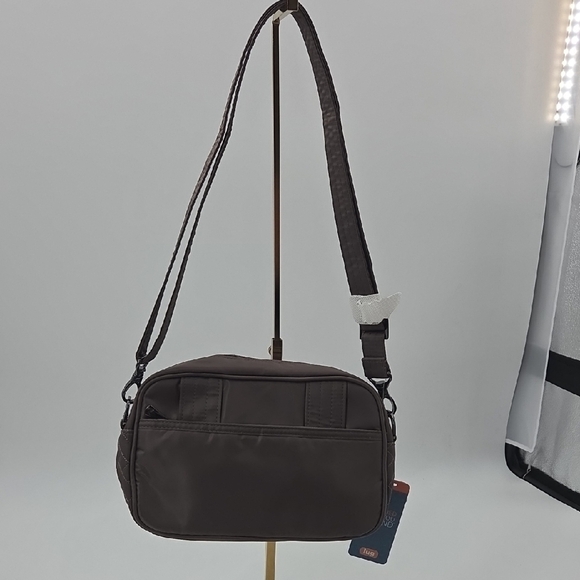 Lug Carousel Quilted Messenger Bag in Walnut NWT - Picture 4 of 16